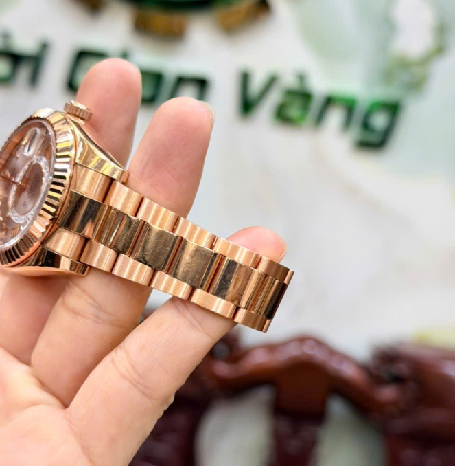 Rolex 326935 full set 2016 vàng Hồng size 42 mới tinh giá 1tỷ180 triệu