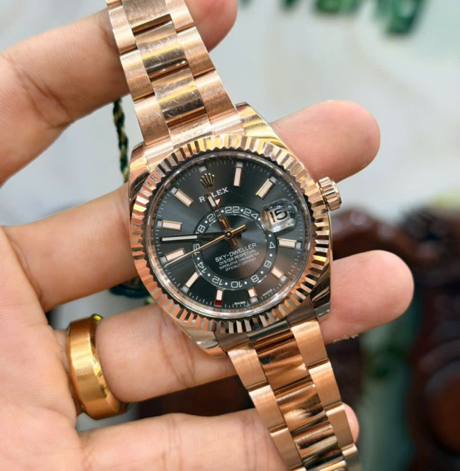Sky Dweller 326935 vàng hồng nguyên khối mặt số Rhodium hộp thẻ 2018 size 42 giá 1tỷ180