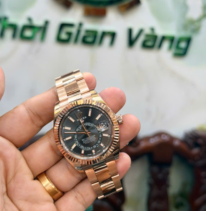 Sky Dweller 326935 vàng hồng nguyên khối mặt số Rhodium hộp thẻ 2018 size 42 giá 1tỷ180