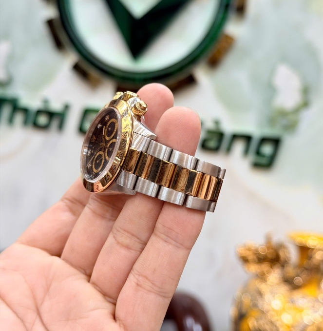  Rolex daytona 16523 size 40 zin nguyên bản giá  388 triệu