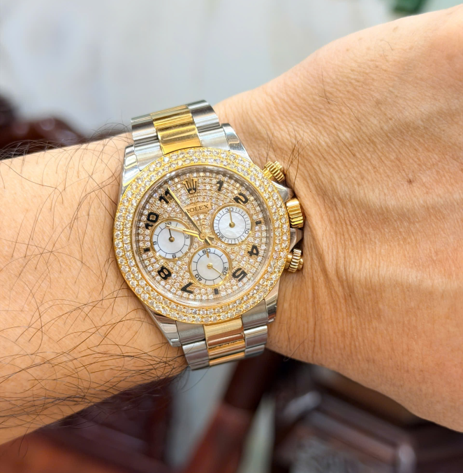 Rolex 116523 đờ mi vàng - mặt số + niềng kim cương thiên giá 418 triệu