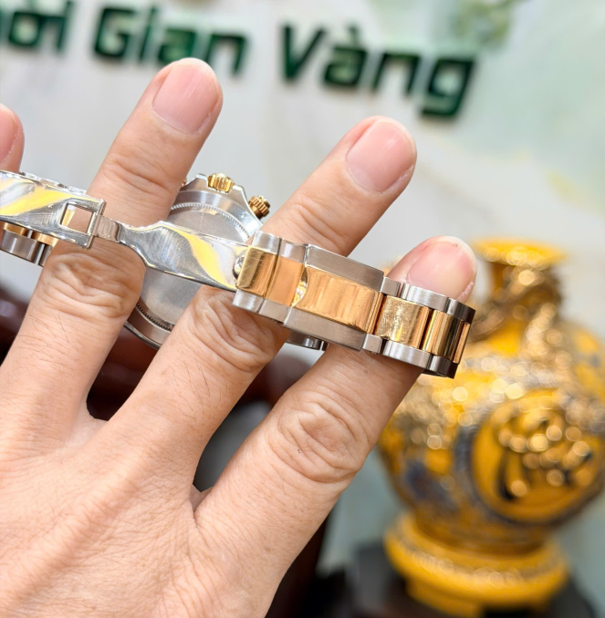 Rolex 116523 đờ mi vàng - mặt số + niềng kim cương thiên giá 418 triệu
