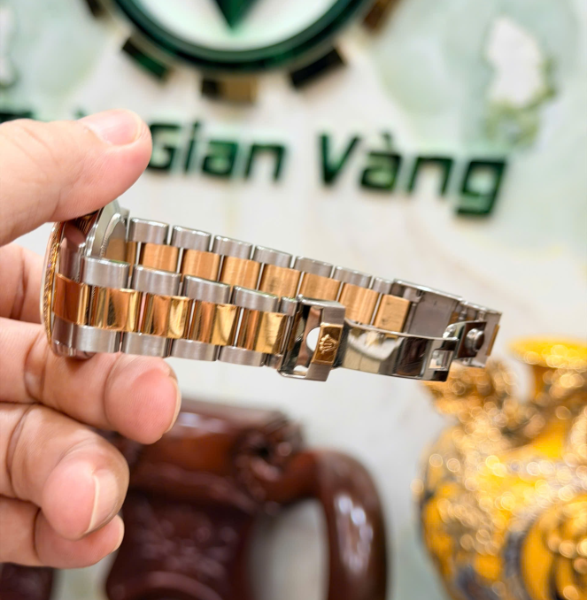 Rolex 116523 đờ mi vàng - mặt số + niềng kim cương thiên giá 418 triệu
