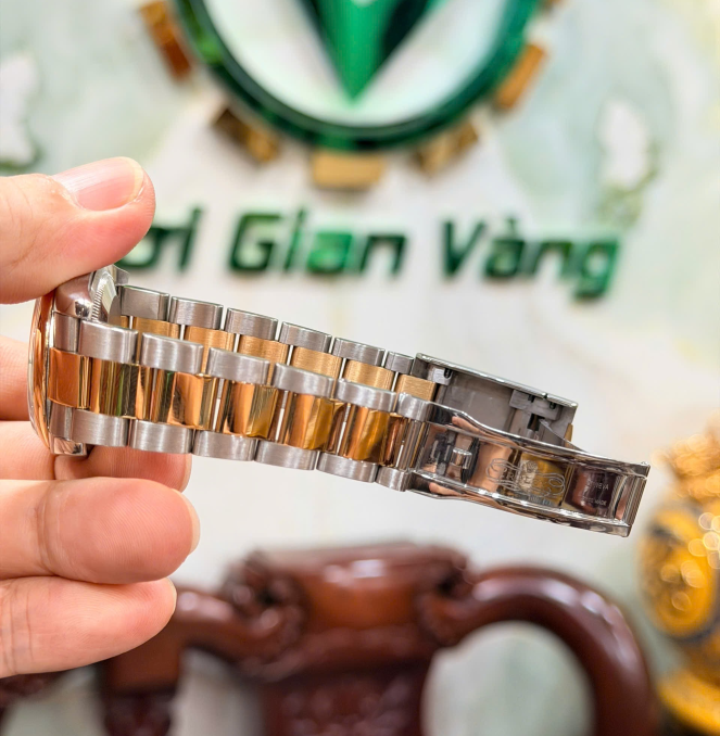 Rolex 116203 vi tính vàng chỉ có đồng hồ giá 212 triệu