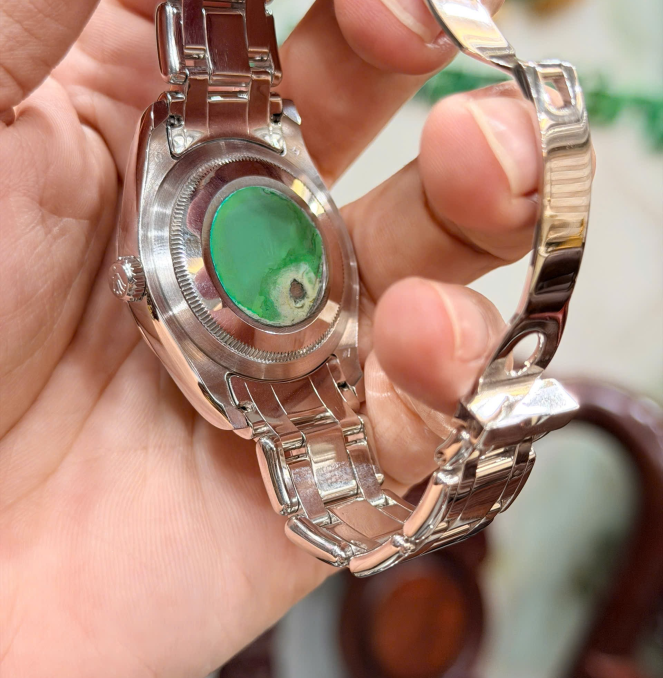 Rolex 18946 platin size 39 vành kim cương Zin hãng size 39 giá  1tỷ060 triệu