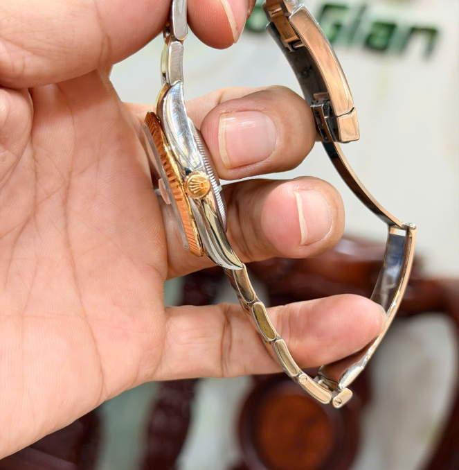 Rolex 126233 đờ mi vàng size 36 giá 268 triệu