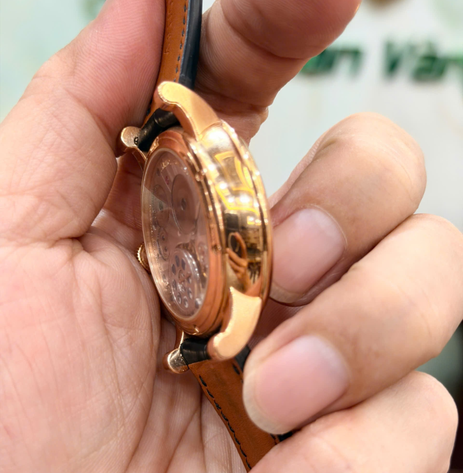 Arnold & Son HM Perpetual Moon size 42 mm Trăng đại 122 năm giá 279 triệu