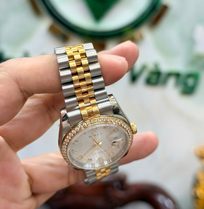 Rolex 116243  size 36 2013 hộp sổ thẻ giá  308 triệu