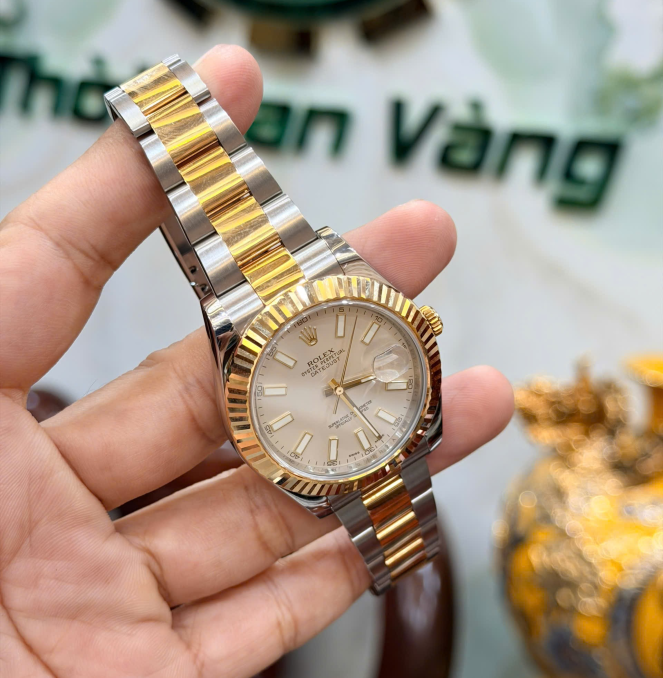 Rolex 126333 đờ mi vàng vàng size 41 giá  288 triệu