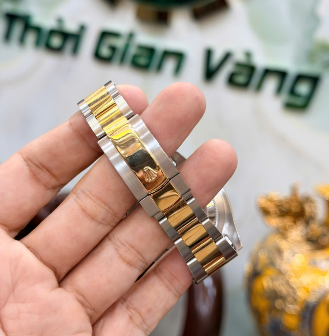 Rolex 126333 đờ mi vàng vàng size 41 giá  288 triệu