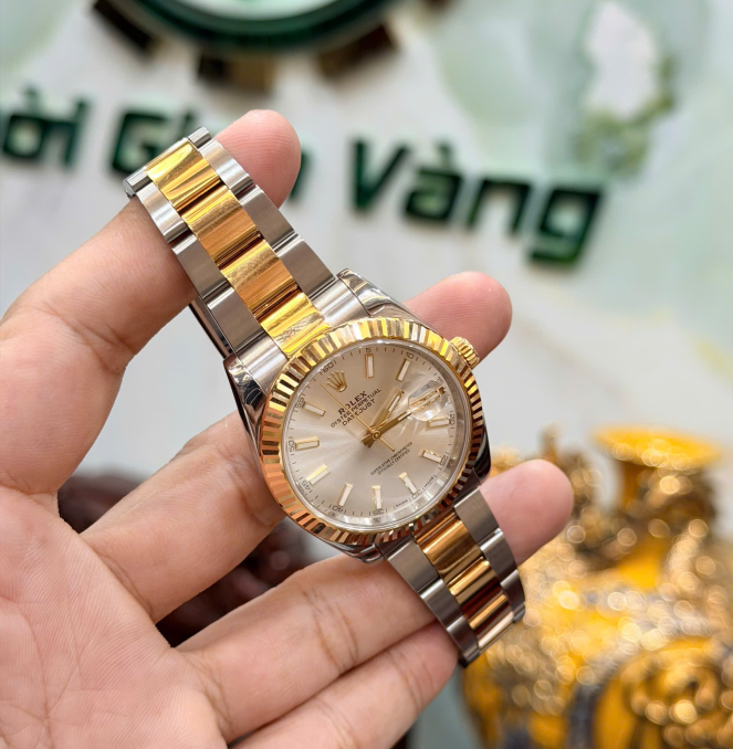 Rolex 116333 đờ mi vàng vàng size 41 đã ngừng sản xuất giá  255 triệu