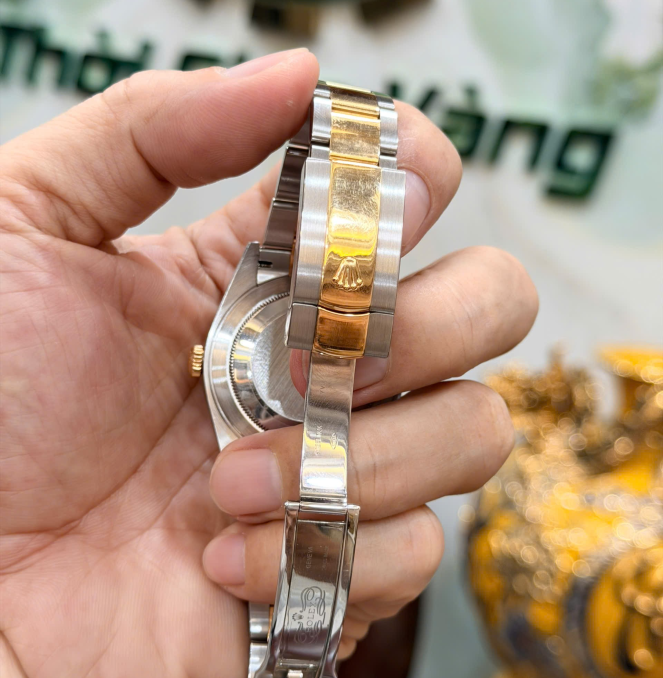 Rolex 116333 đờ mi vàng vàng size 41 đã ngừng sản xuất giá  255 triệu