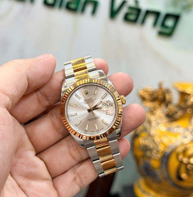 Rolex 116333 đờ mi vàng vàng size 41 đã ngừng sản xuất giá  255 triệu