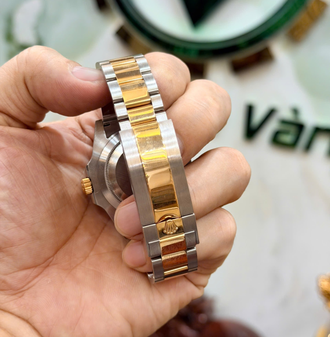 SUBMARINER 126613 full set 2021 máy 70h size 41 đờ mi vàng giá  428 triệu