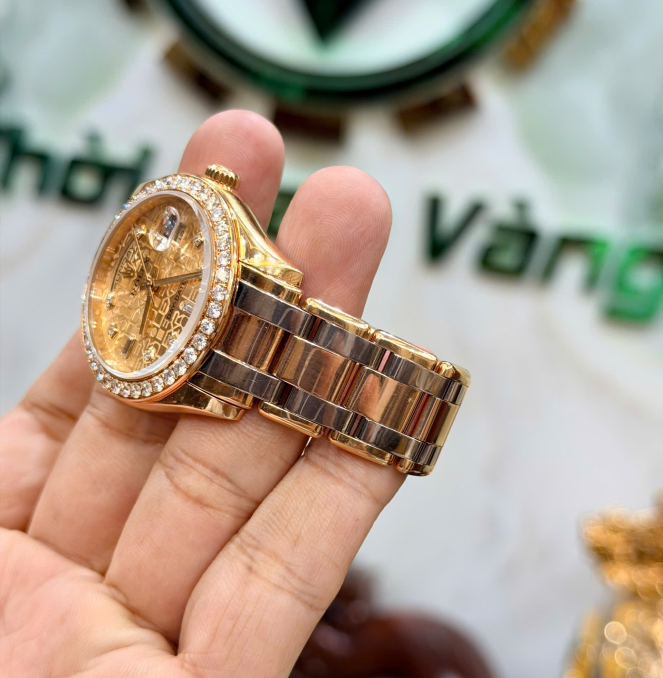 Rolex 18948 size 39 vàng khối 3 màu hộp sổ thẻ 2011 giá 960 triệu