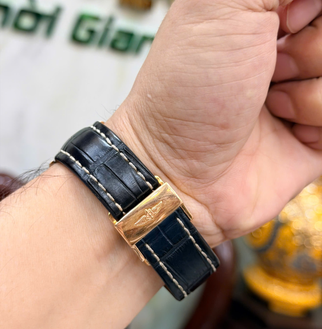 Breitling chonograph vàng khối size 43 kim cương Zin hãng  hiếm gặp hộp + thẻ giá 468 triệu