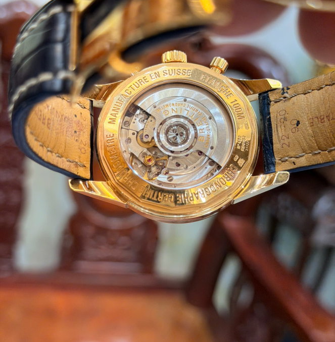 Breitling chonograph vàng khối size 43 kim cương Zin hãng  hiếm gặp hộp + thẻ giá 468 triệu
