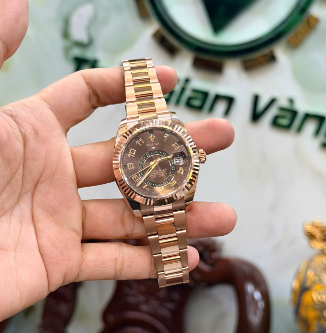 Rolex sky Dweller 326935 chỉnh giờ trên vành benzen hộp sổ thẻ 2018 giá  1tỷ199 triệu