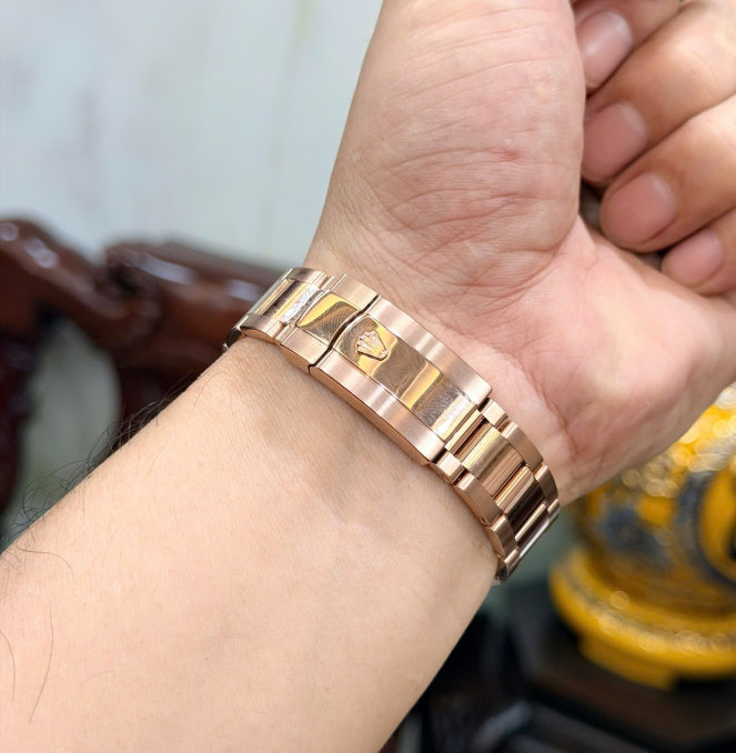 Rolex sky Dweller 326935 chỉnh giờ trên vành benzen hộp sổ thẻ 2018 giá  1tỷ199 triệu