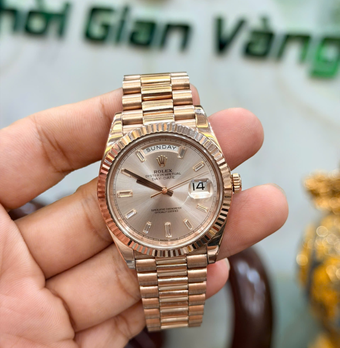 Rolex 228235 này full set 2017 giá 1 tỷ 180 triệu