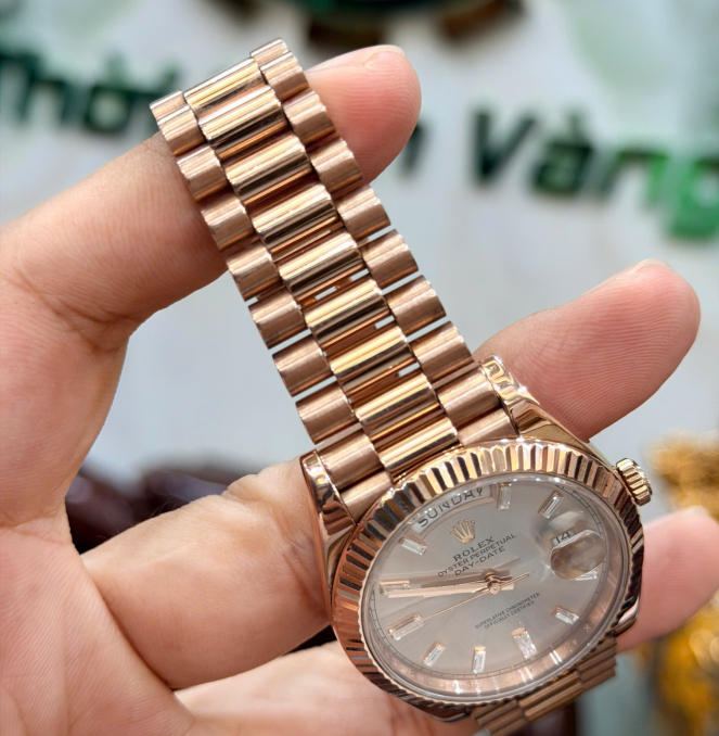 Rolex 228235 này full set 2017 giá 1 tỷ 180 triệu
