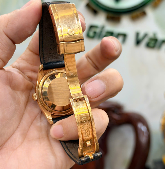 Rolex 116138 vàng khối hộp thẻ 2011 mặt xanh size 36 giá 418 triệu