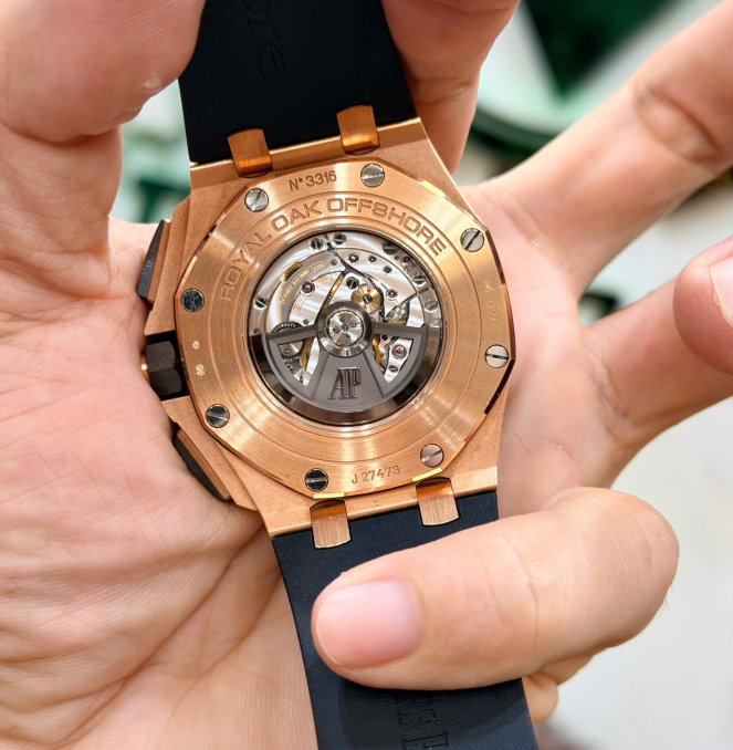 Quái thú Auderma Piguet ceramic size 44  zin nguyên bản giá 790 triệu