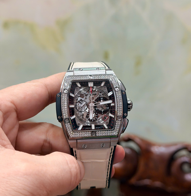 Hublot Spirit BigBang diamond zin hãng chekapp 2024 size 45 giá 239 triệu