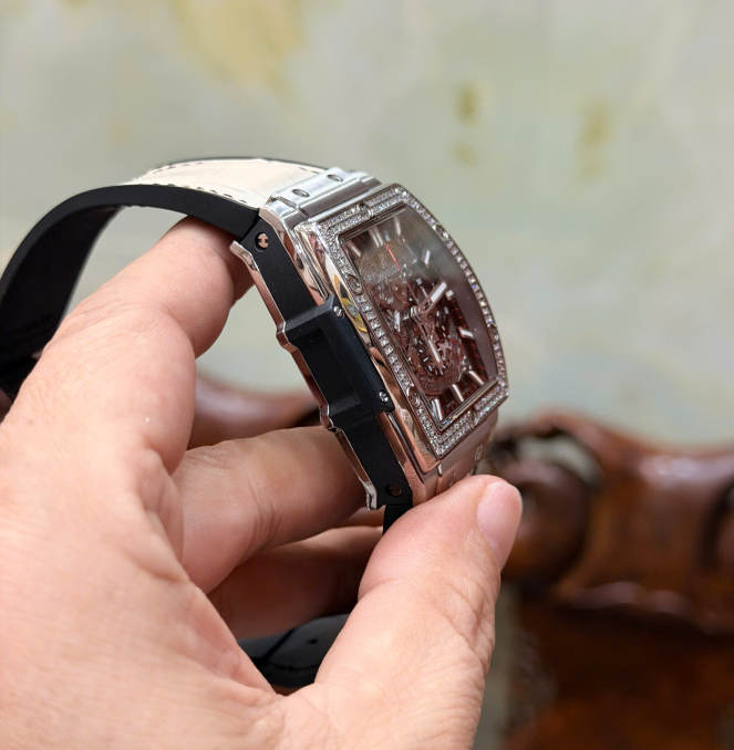 Hublot Spirit BigBang diamond zin hãng chekapp 2024 size 45 giá 239 triệu