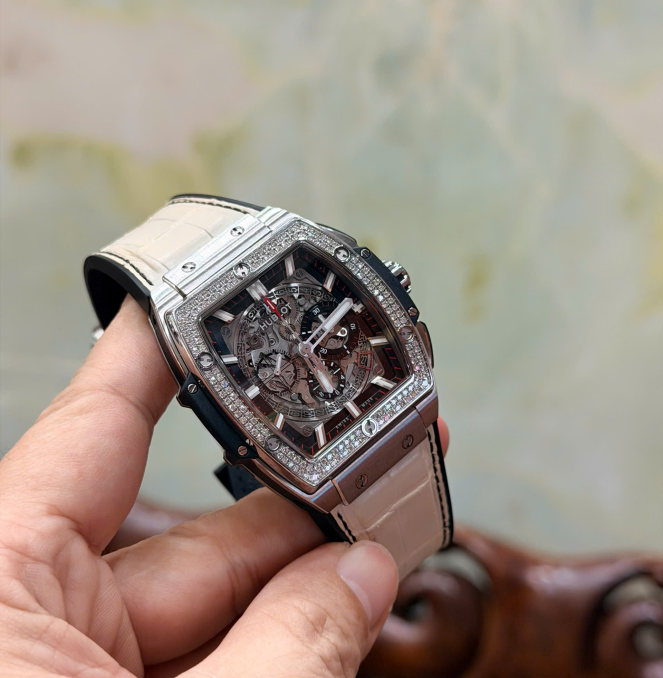 Hublot Spirit BigBang diamond zin hãng chekapp 2024 size 45 giá 239 triệu