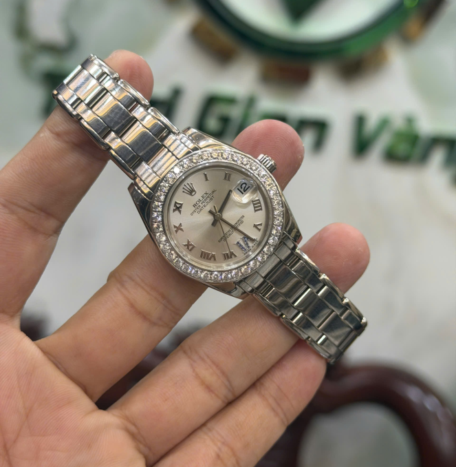 Rolex 81319 vàng khối size 34 giá 568 triệu 