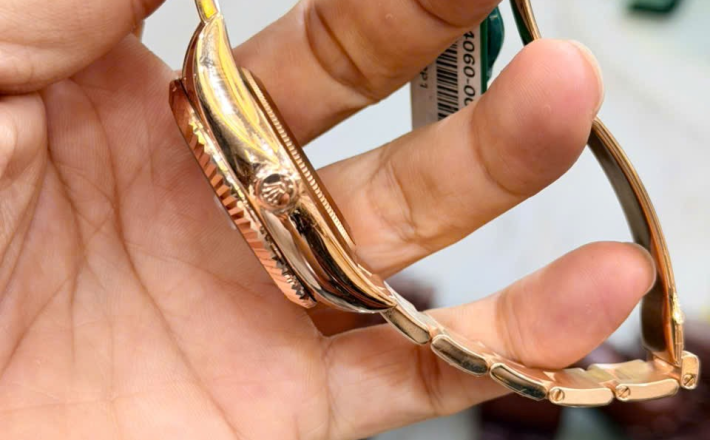 Rolex 326935 full set 2016 vàng Hồng size 42 mới tinh giá 1tỷ180 triệu