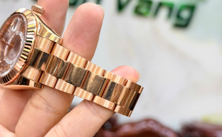 Rolex 326935 full set 2016 vàng Hồng size 42 mới tinh giá 1tỷ180 triệu