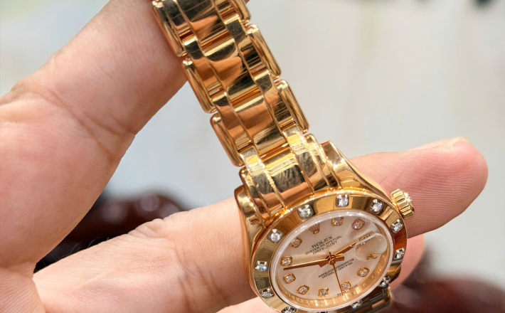 Rolex pearl master 80318 vàng khối kim cương hãng hộp sổ thẻ giá 468 triệu