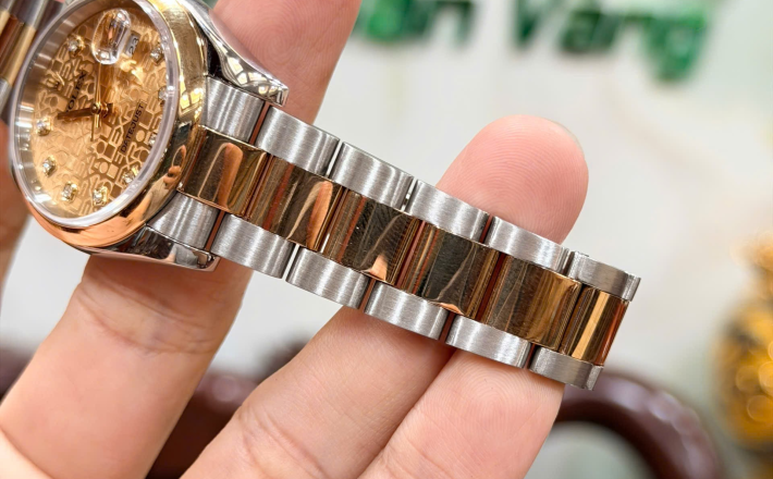 Rolex 116203 vi tính vàng chỉ có đồng hồ giá 212 triệu
