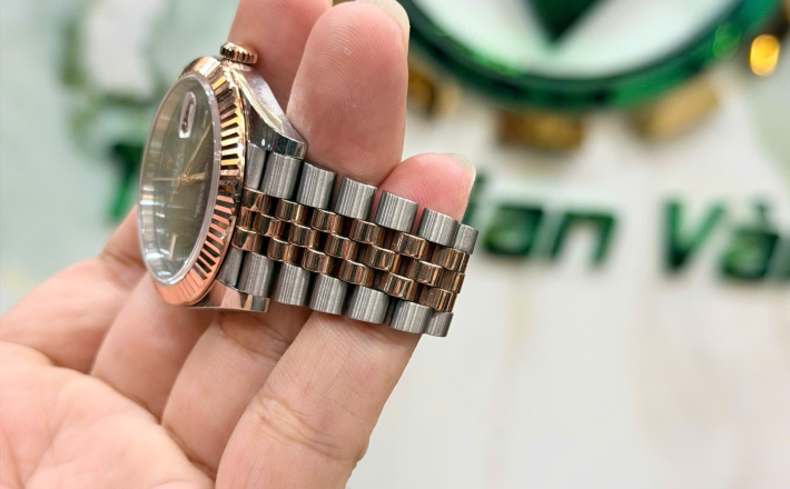 Rolex 126331 bản quần vợt dây jubille size 41 giá 360 triệu