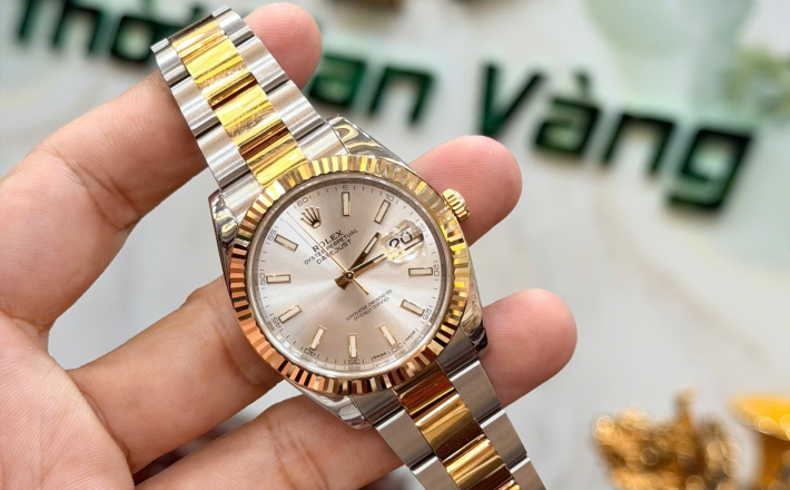 Rolex 116333 đờ mi vàng vàng size 41 đã ngừng sản xuất giá  255 triệu