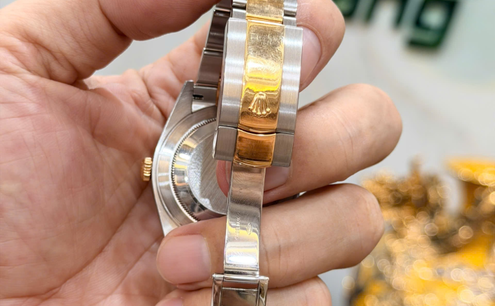 Rolex 116333 đờ mi vàng vàng size 41 đã ngừng sản xuất giá  255 triệu