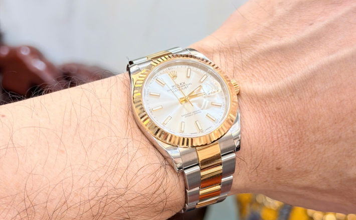 Rolex 116333 đờ mi vàng vàng size 41 đã ngừng sản xuất giá  255 triệu