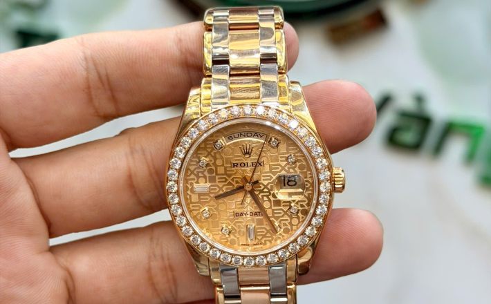 Rolex 18948 size 39 vàng khối 3 màu hộp sổ thẻ 2011 giá 960 triệu