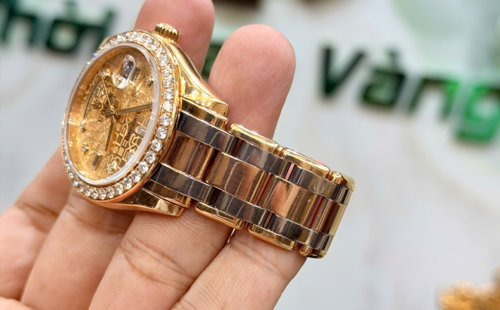 Rolex 18948 size 39 vàng khối 3 màu hộp sổ thẻ 2011 giá 960 triệu