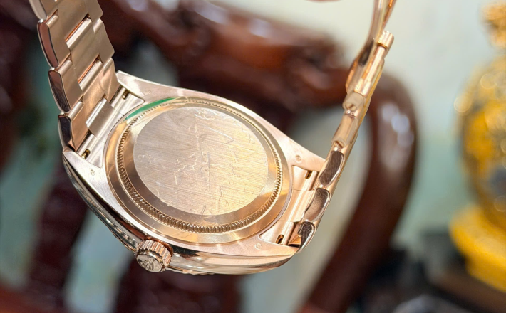 Rolex sky Dweller 326935 chỉnh giờ trên vành benzen hộp sổ thẻ 2018 giá  1tỷ199 triệu
