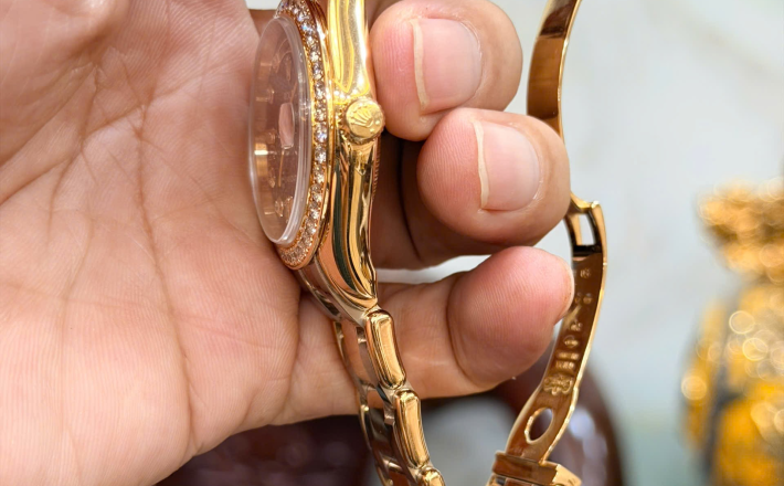 Siêu phẩm vi tính xà cừ 18948 full hộp sổ thẻ 2013 size 39 giá 1tỷ039 triệu