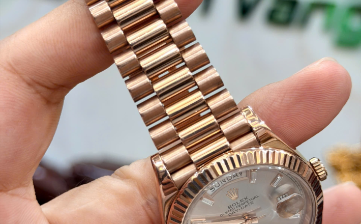 Rolex 228235 này full set 2017 giá 1 tỷ 180 triệu