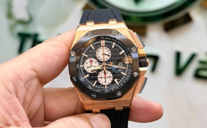 Quái thú Auderma Piguet ceramic size 44  zin nguyên bản giá 790 triệu