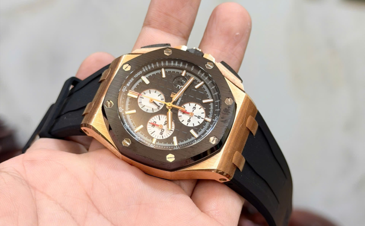 Quái thú Auderma Piguet ceramic size 44  zin nguyên bản giá 790 triệu