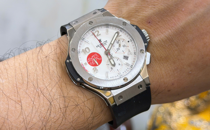 Hublot bản kỷ niệm World Cup 2006  Thủy Sỹ size 44 giá 108 triệu