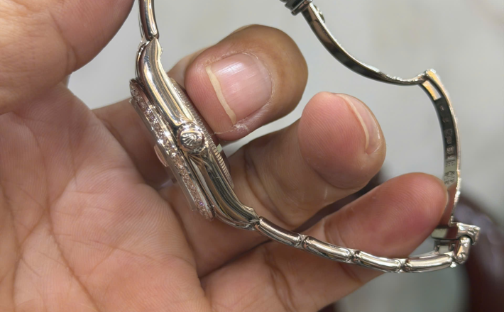 Rolex 81319 vàng khối size 34 giá 568 triệu 
