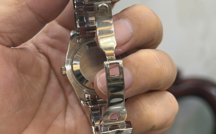 Rolex 81319 vàng khối size 34 giá 568 triệu 